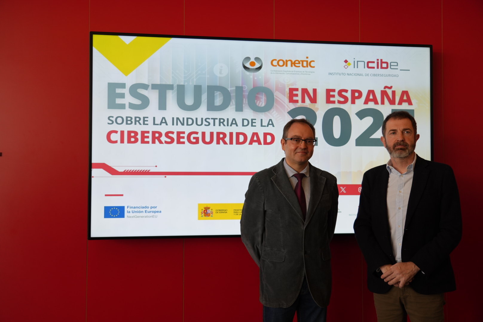 El director general de INCIBE, Félix Barrio, y José L. Pancorbo, presidente de CONETIC, presentan el Estudio sobre la Industria de la Ciberseguridad en España 2025