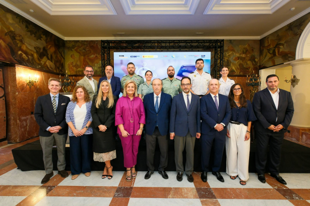 Jornada +Ciberseguridad Las Palmas de Gran canaria. Foto de familia.