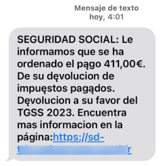 En la imagen se muestra un SMS presuntamente de la Agencia Tributaria donde se le indica de una supuesta devolución de impuestos, para que acceda al enlace fraudulento. Todo ello se muestra con faltas de ortografía.