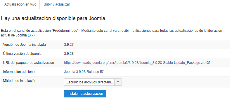 Imagen que muestra información sobre la versión actual de Joomla! y la nueva disponible del gestor de contenidos.