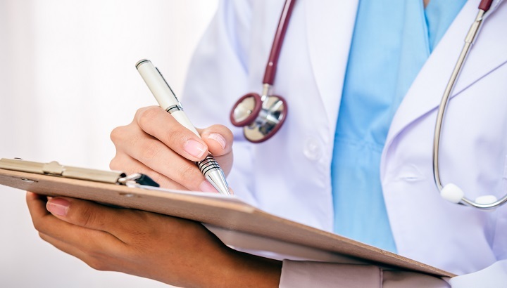 Caso de éxito: Protección del puesto de trabajo en una clínica Caso de éxito: Protección del puesto de trabajo en una clínica