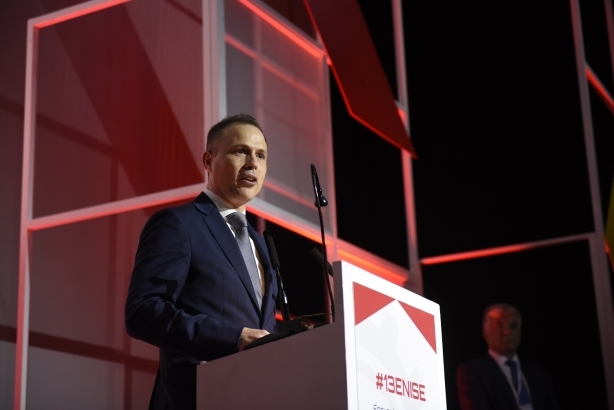 Alberto Hernández en la inauguración de 13ENISE