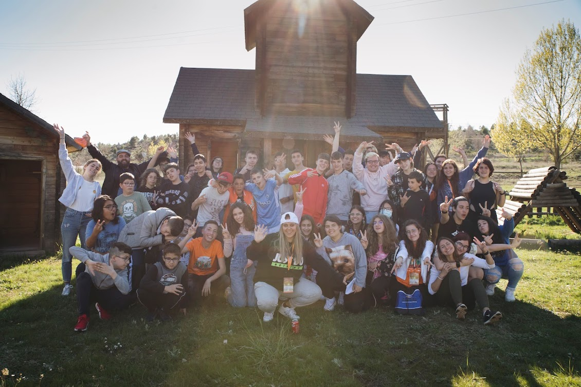 Grupo de jóvenes durante los encuentros presenciales del panel de jóvenes y grupos de expertos de La Pinza