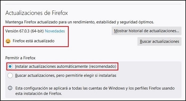 Imagen que muestra las opciones de Firefox donde se puede comprobar que están marcadas las actualizaciones automáticas y que se encuentra instalada la última versión. En este caso la 67.0.3
