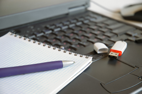 Memorias USB en el centro educativo Memorias USB en el centro educativo